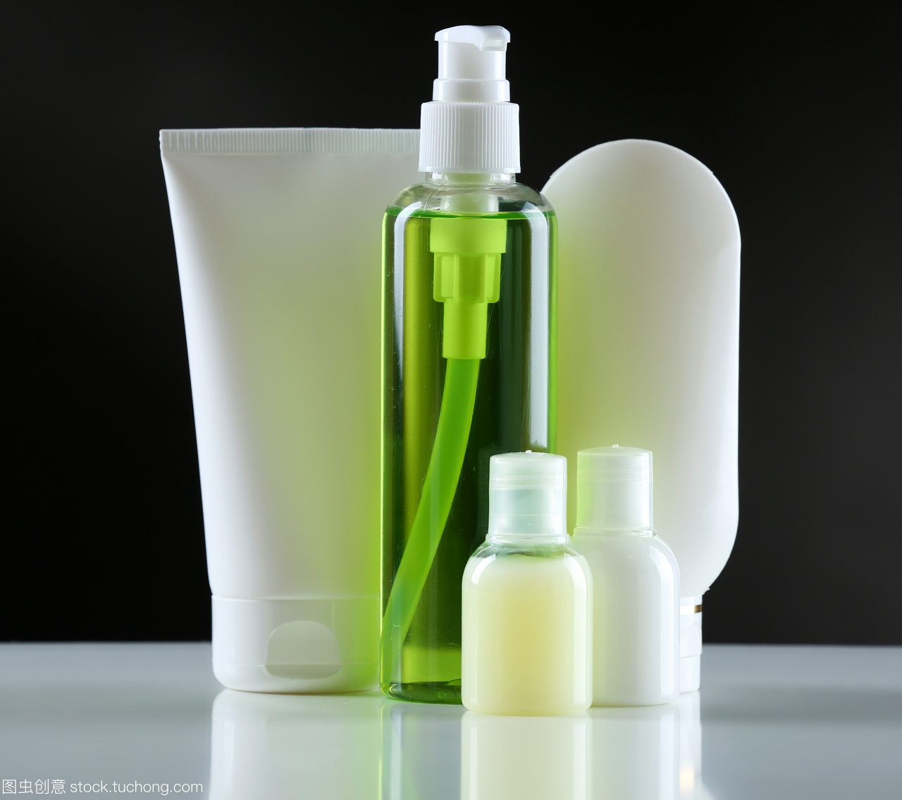 探秘化妝品包裝瓶 設計美學與實用功能的完美融合